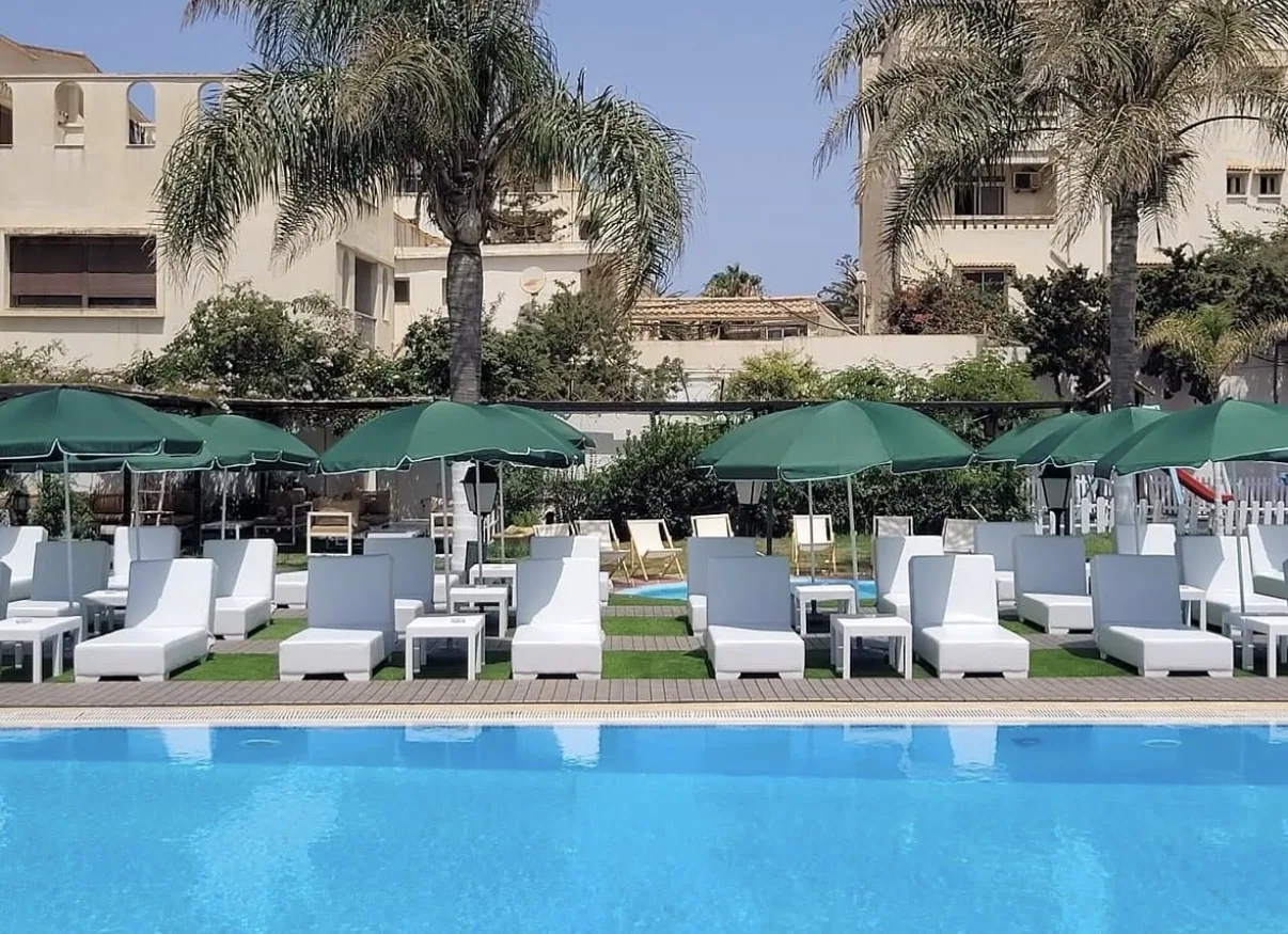 Sun Club – 4