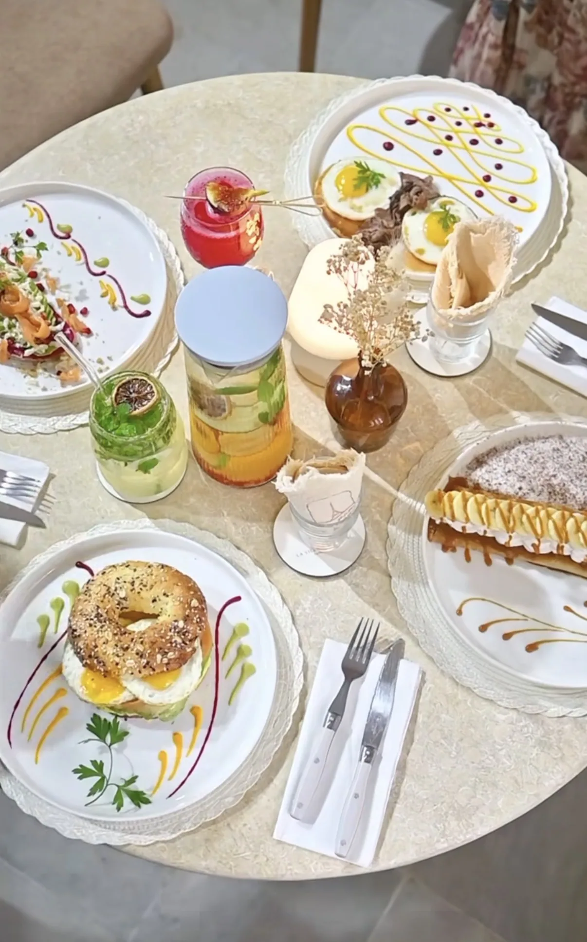 La Villa Parisienne – 9