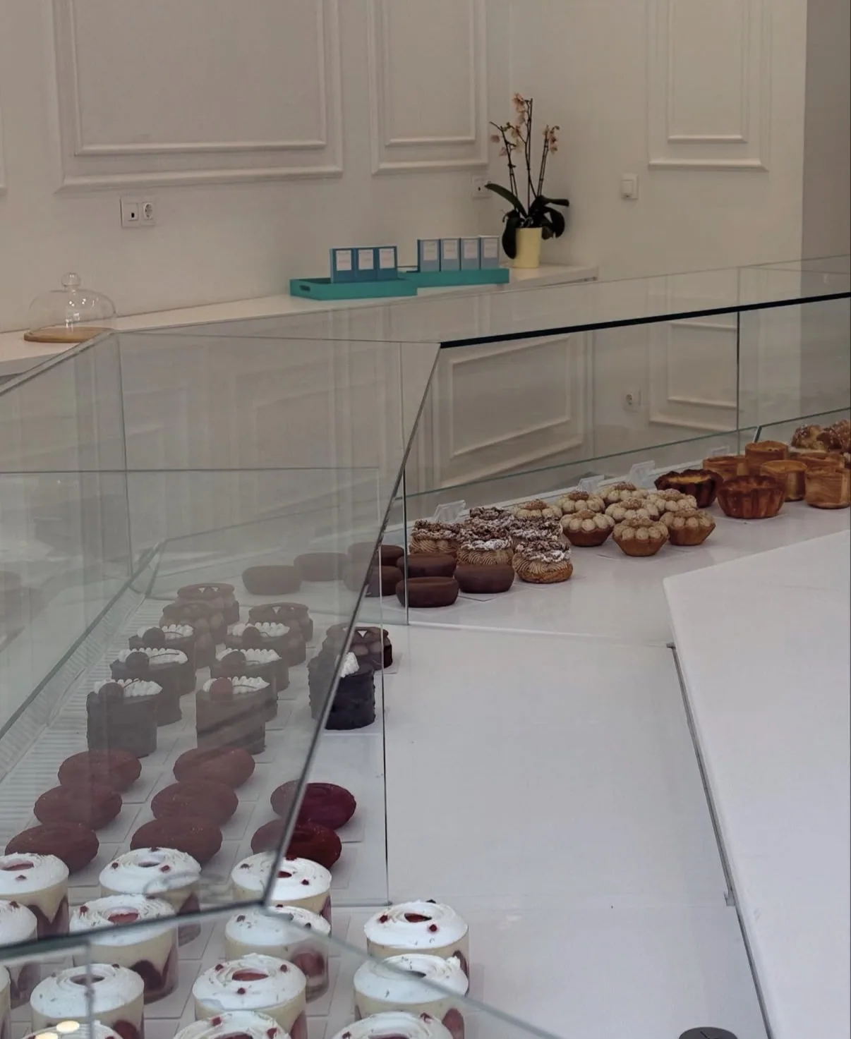 Blanche Patisserie – 9